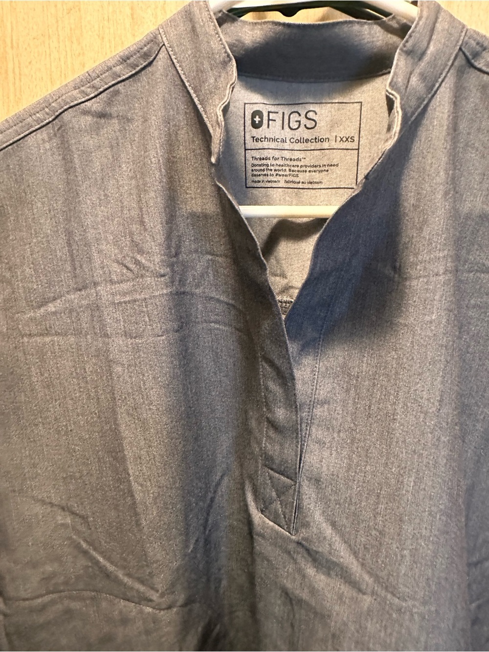 FIGS Women's Gray Short-Sleeve Technical Tunic Top